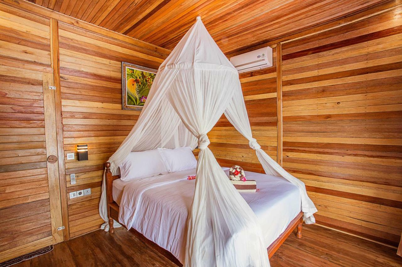 Wooden Beach Sunset Cottages Lembongan Eksteriør bilde