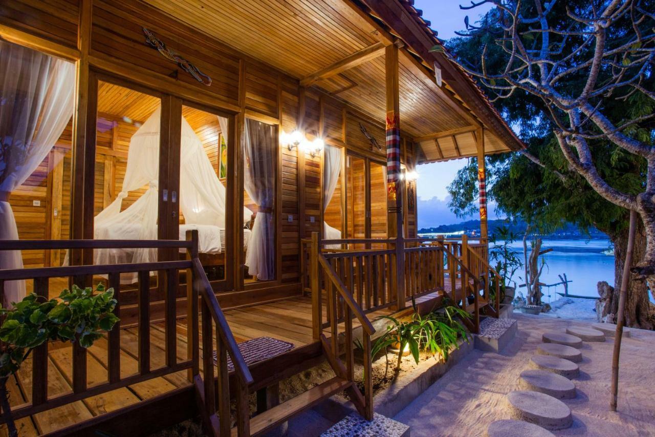 Wooden Beach Sunset Cottages Lembongan Eksteriør bilde